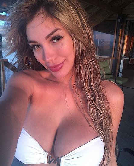 cleavage_10.jpg